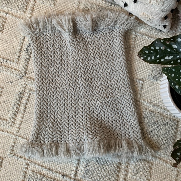 Knit Tube Scarf - Picture 3 of 4